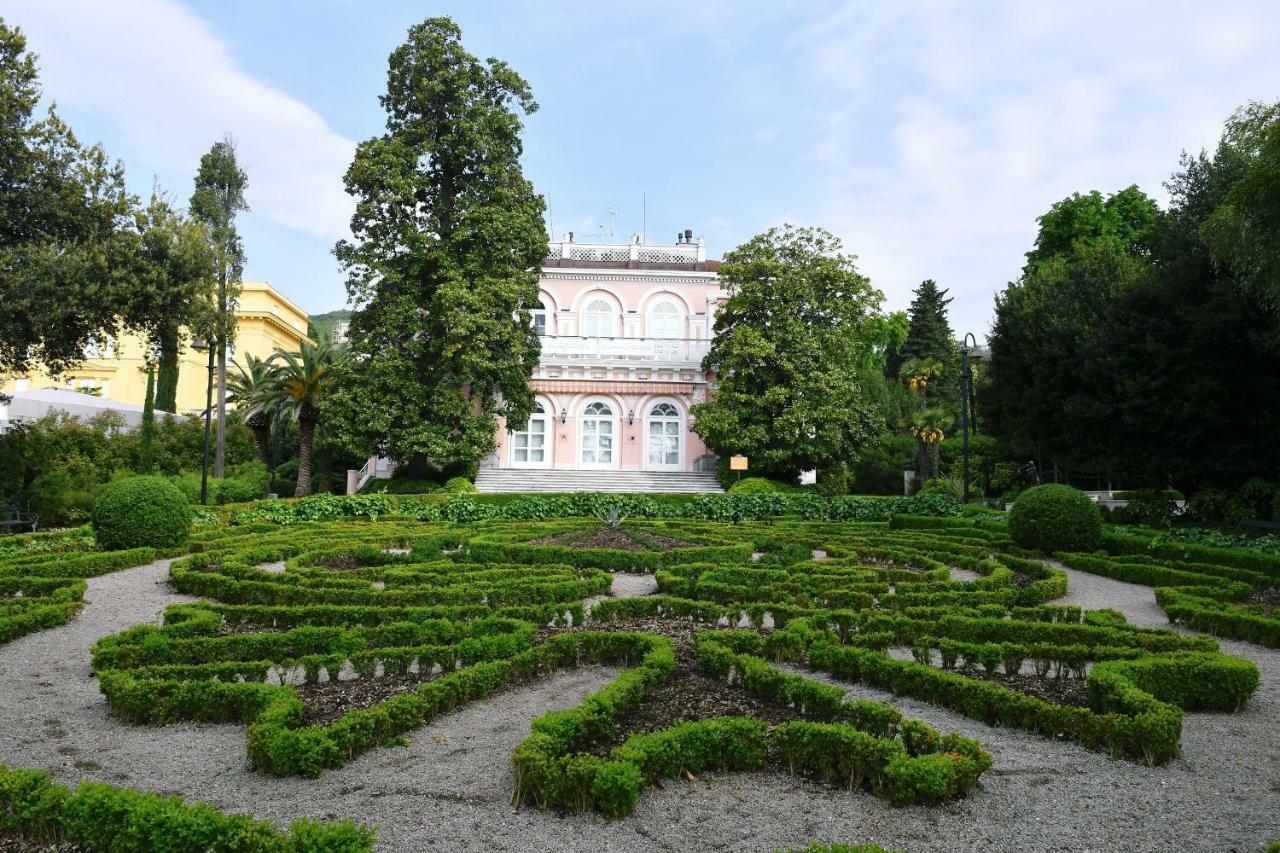 Villa Salus, Apartment Maruna Opatija Ngoại thất bức ảnh